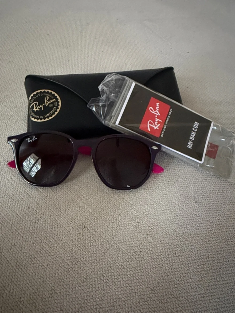 New! Ray-Ban Jr. Sunglasses with case